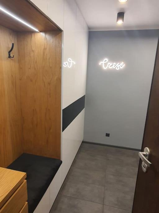 Przy Filmowce Ogrodek Parking Podziemny Apartment Łódź